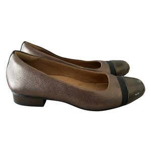 Clarks Women's Keesha Rosa Loafer Short Heel Brown Metallic Size 8.5 W Defect